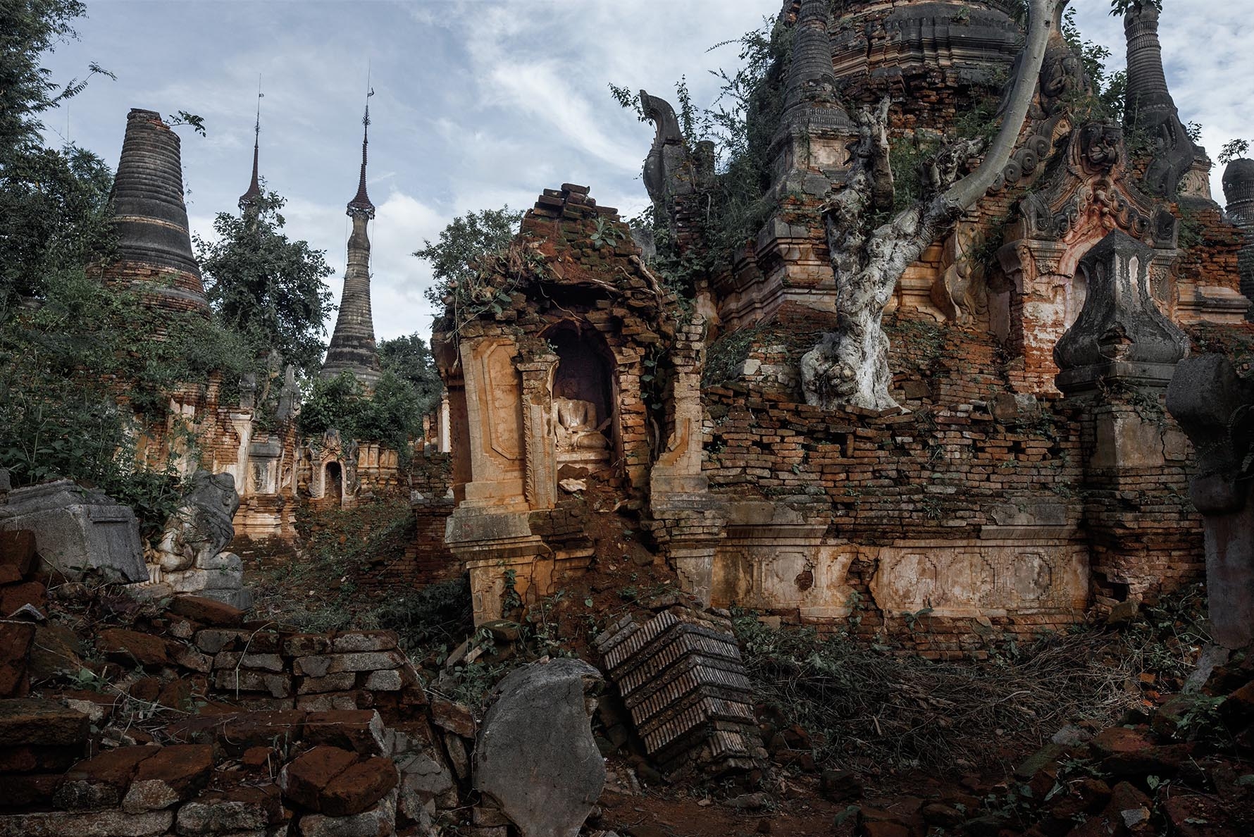 Inle Lake, Inthein or Indein, Paya Shwe Inn Thein