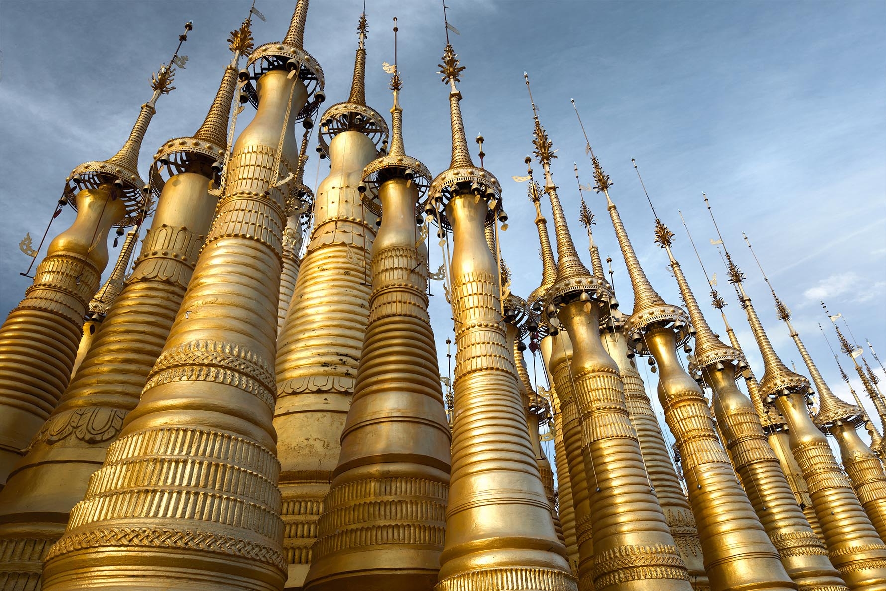 Inle Lake, Inthein or Indein, Paya Shwe Inn Thein stupas